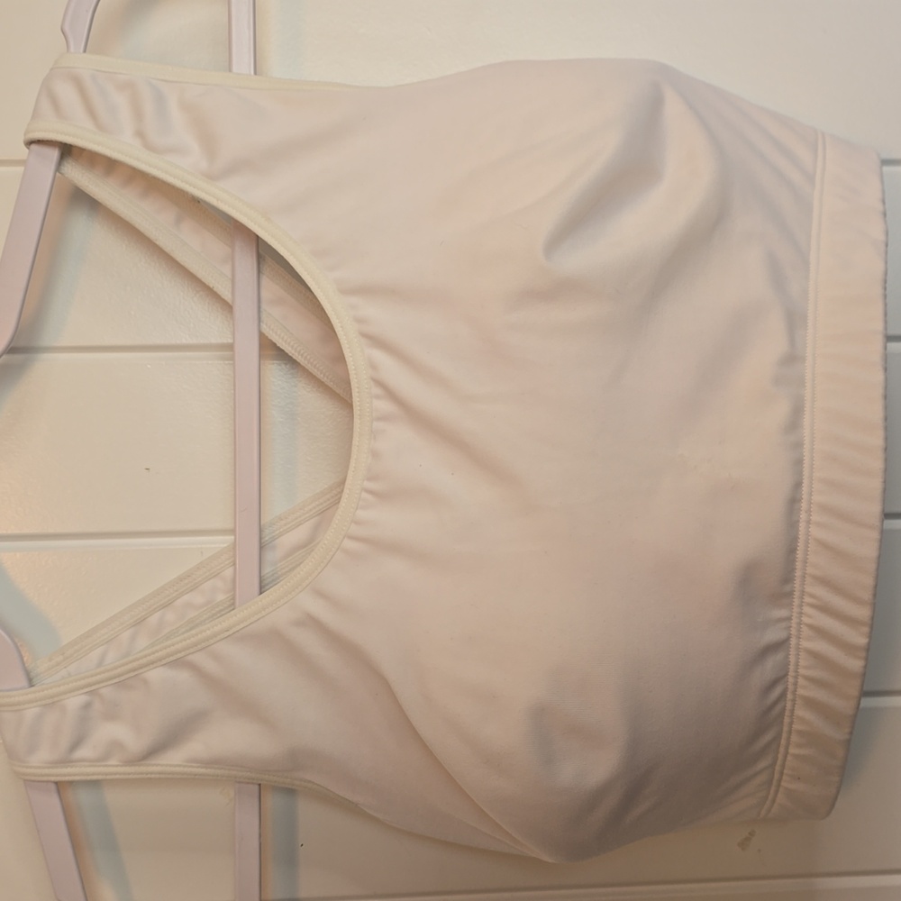 Saucony sports bra-  38DD